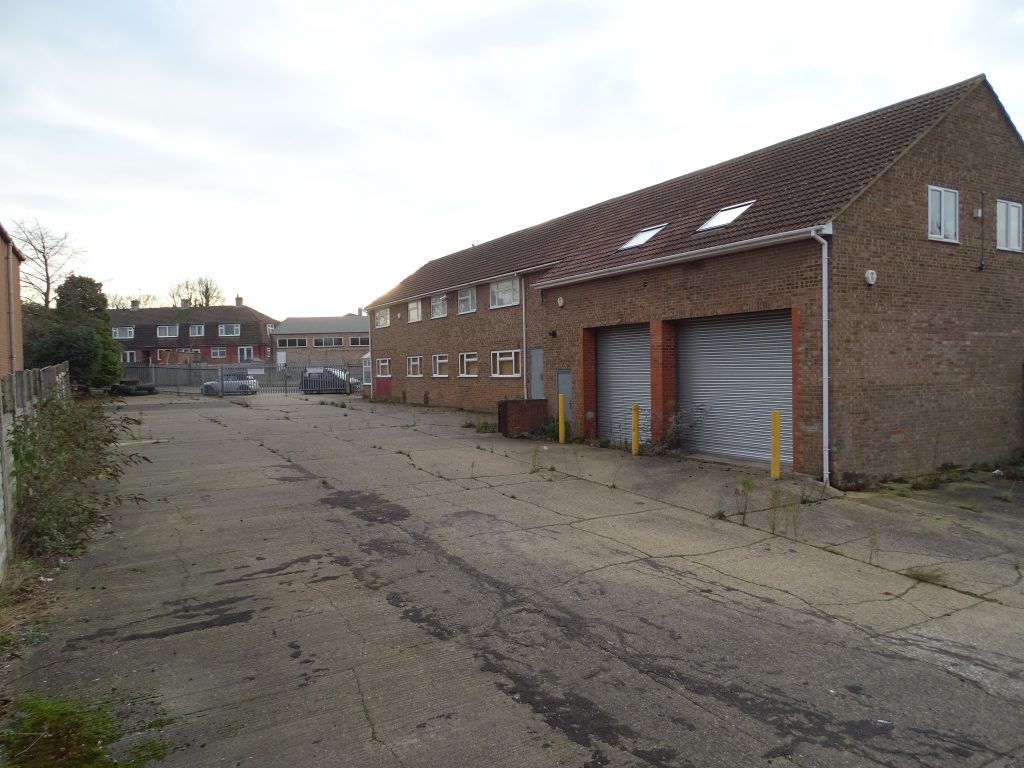 Jessop & Co Tyler House, Creasey Park Drive, Dunstable, LU6 1BB Jessop & Co